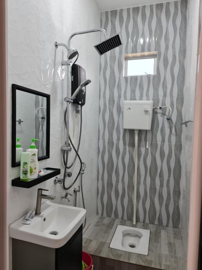 Munirah Homestay Dungun Exteriör bild