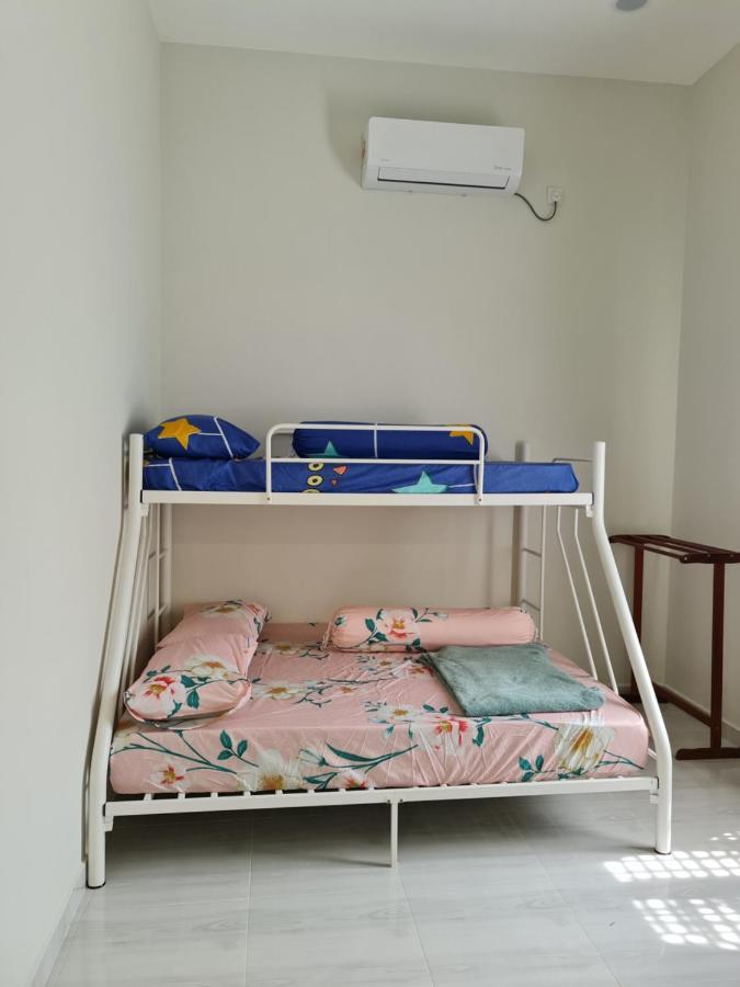 Munirah Homestay Dungun Exteriör bild