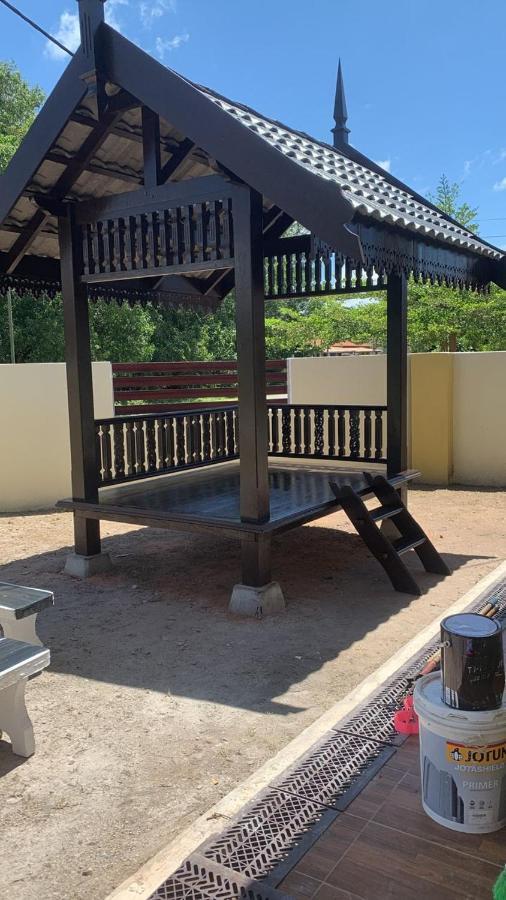 Munirah Homestay Dungun Exteriör bild