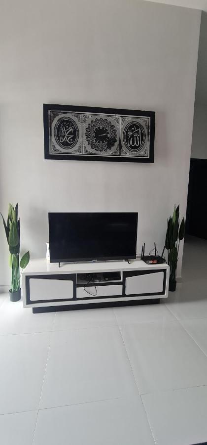 Munirah Homestay Dungun Exteriör bild